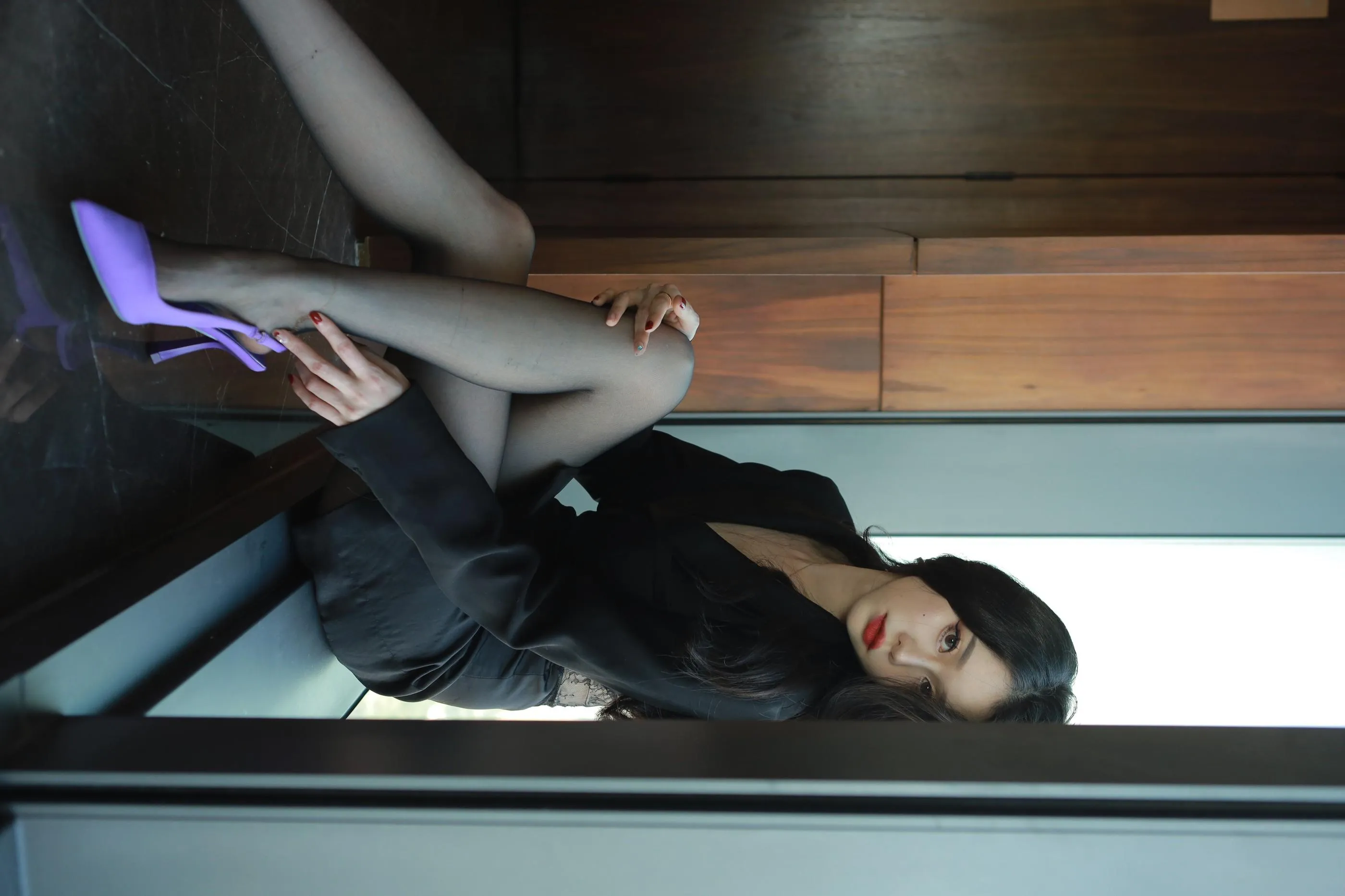 Sia不吃鱼 – NO.007 黑丝玉足 [88P]插图